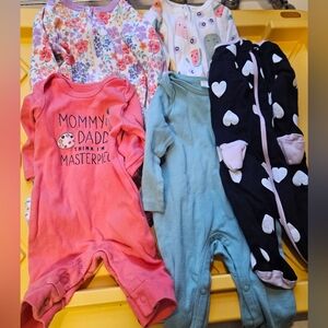 5 Piece Newborn Assorted Kids Sleepers /  One Pieces Bundle